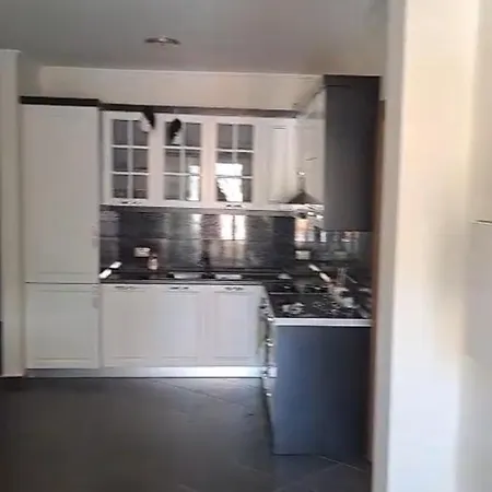 Apartamento Shpia Me Qera